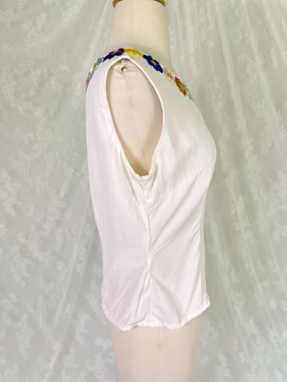 Vintage 1960s Hand-Embroidered White Sleeveless Top, Colorful Floral Folk Blouse - Picture 5 of 13